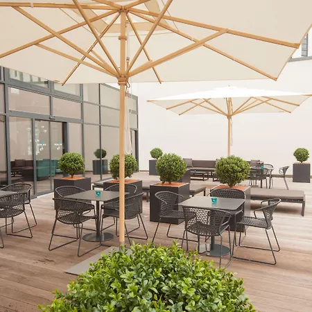 ホテル One Frankfurt-messe 3*