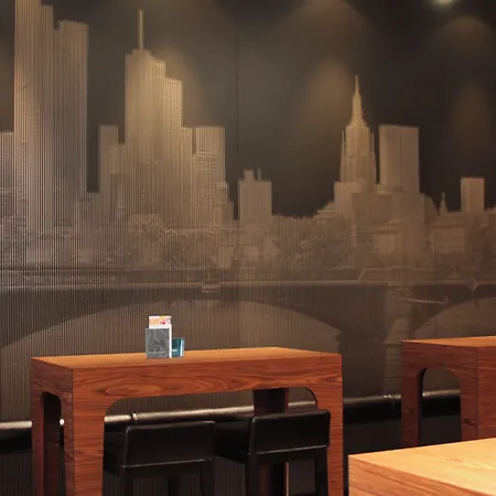 Hotel One Frankfurt Messe