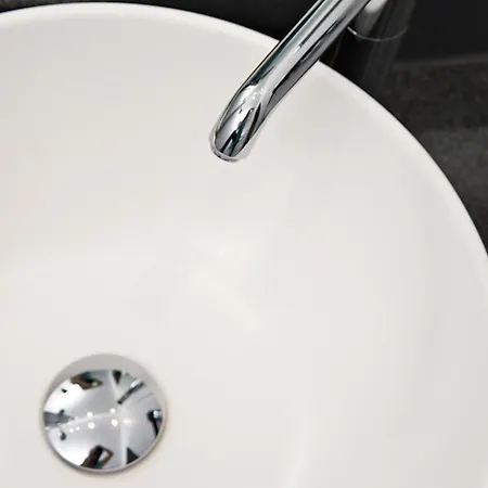 One Frankfurt Messe 3*