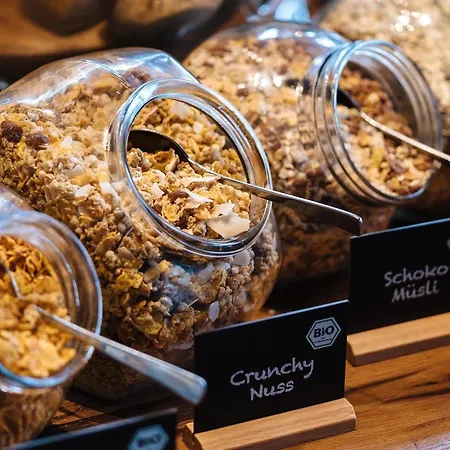 Hotel One Frankfurt Messe