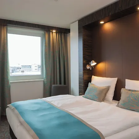 One Frankfurt-messe 호텔 3*
