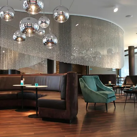 One Frankfurt Messe 3*