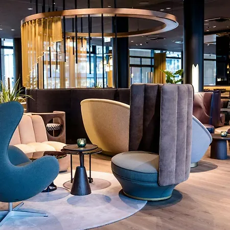 One Frankfurt-messe 3*
