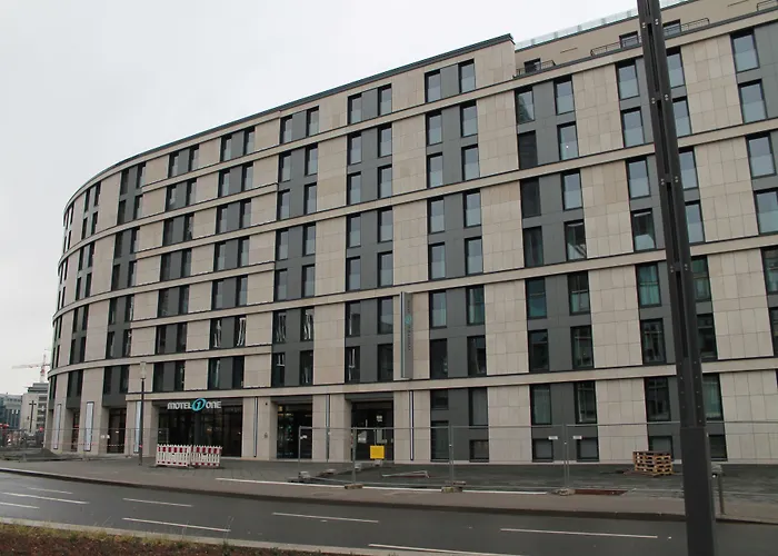 One Frankfurt Messe Hotel