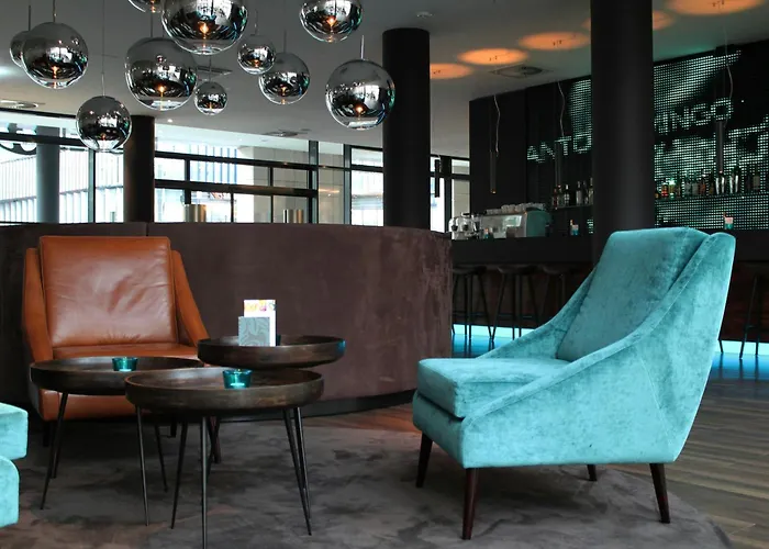 One Frankfurt Messe 3*